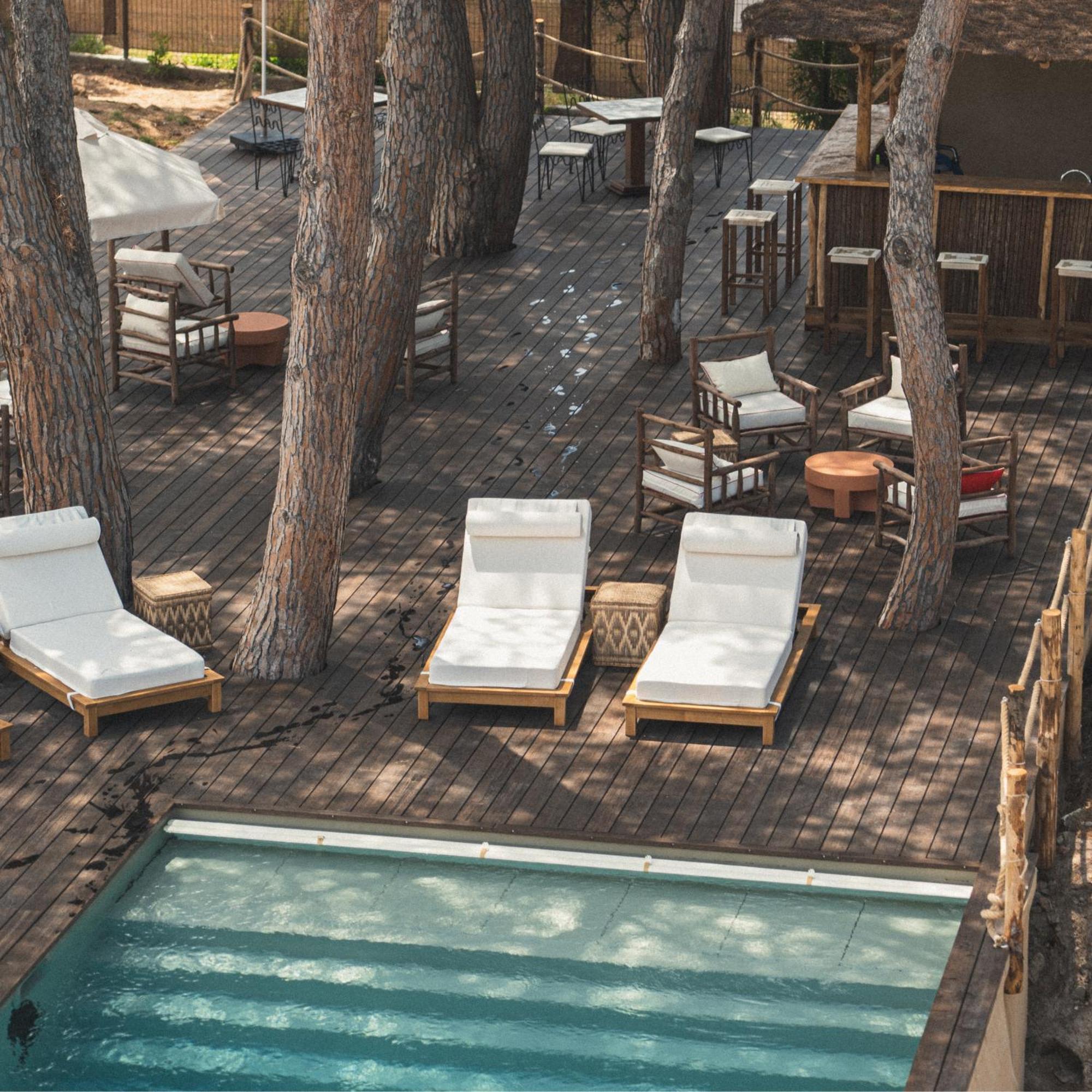 Boutique Hotel Responsable Et Restaurant Basgi Basgi Сен-Флоран Екстер'єр фото