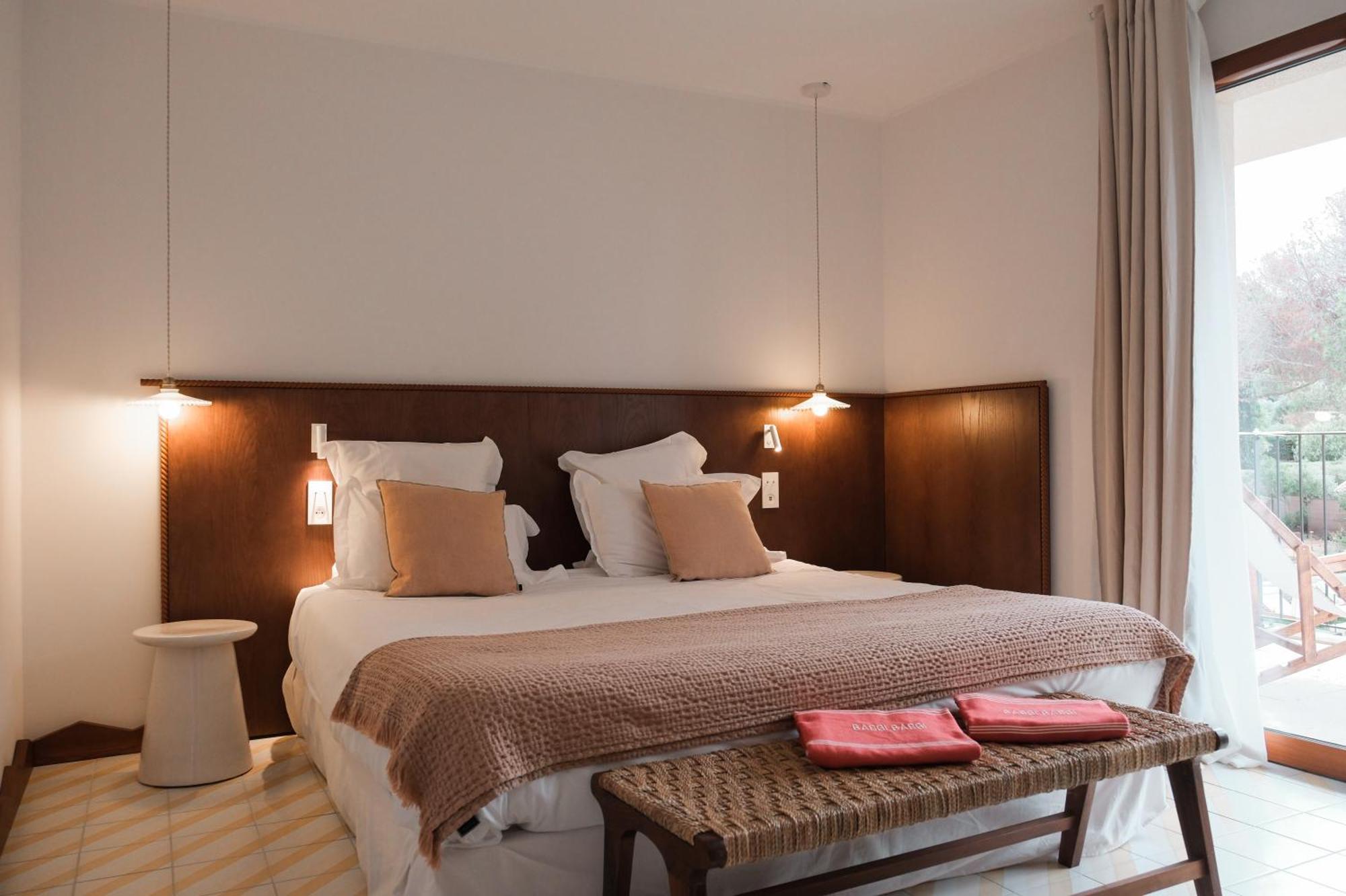 Boutique Hotel Responsable Et Restaurant Basgi Basgi Сен-Флоран Номер фото